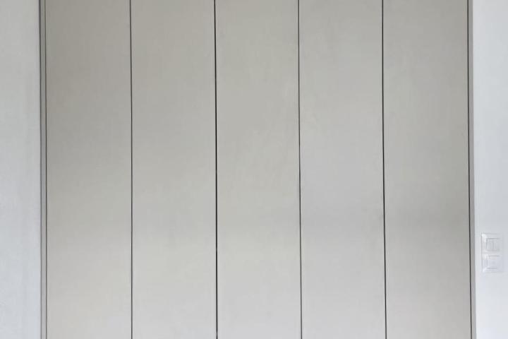 Wardrobe with LED backlighting / matt gray | Bernolákovo