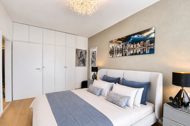 Built-in wardrobe / White | Nitra